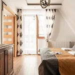 Odskocznia - Sauna, Centrum - Skocznia, *